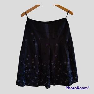 Wool skirt With Purple Snowflake Details
